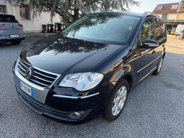 VOLKSWAGEN Touran 7posti 1.4 16V TSI 150CV Highline Ecofuel