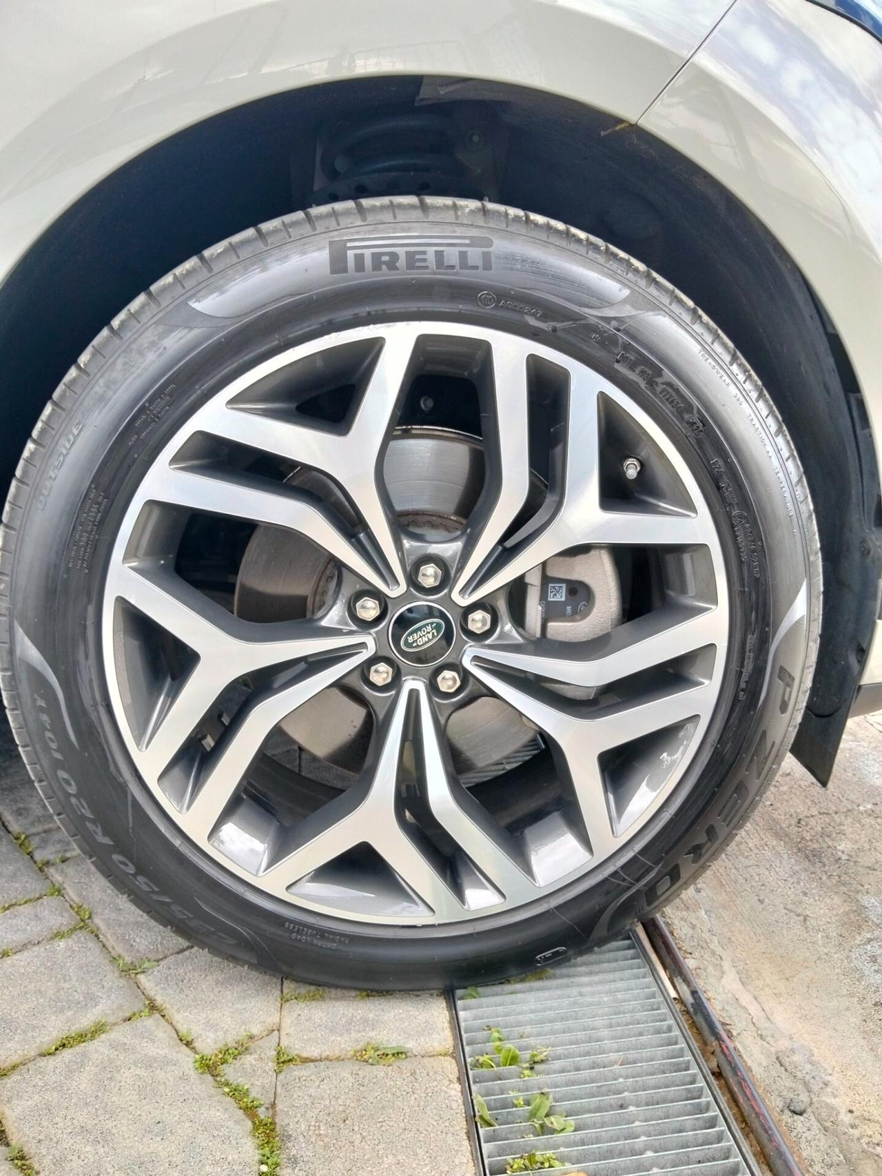 Land Rover Range Evoque 2.0D I4 163 CV R-Dynamic