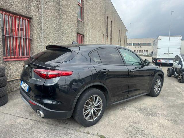 ALFA ROMEO Stelvio 2.2 Turbodiesel 180 CV AT8 RWD Business
