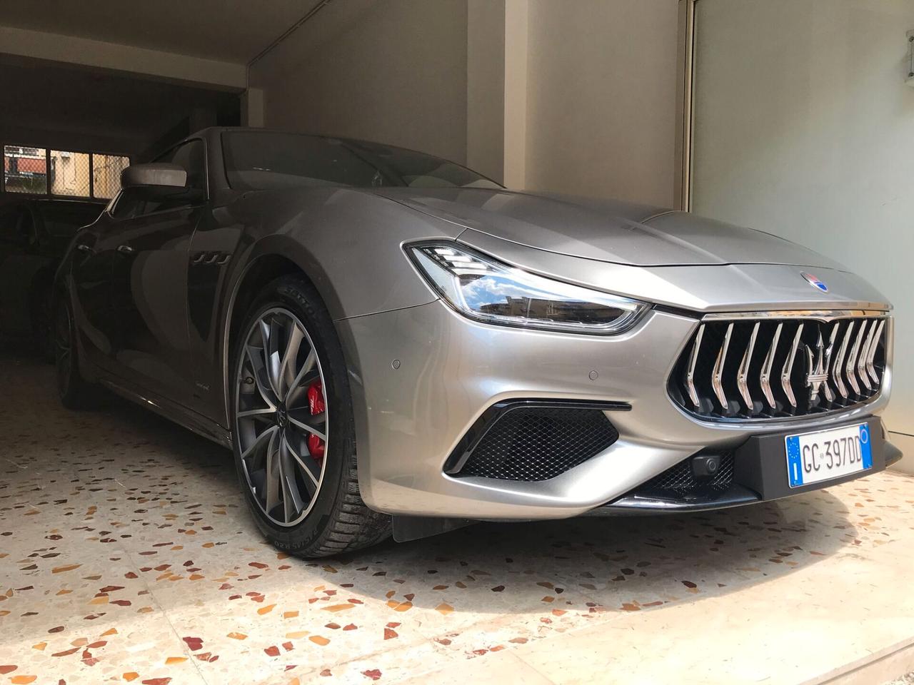 Maserati Ghibli V6 Diesel 250CV Gransport 12/2020