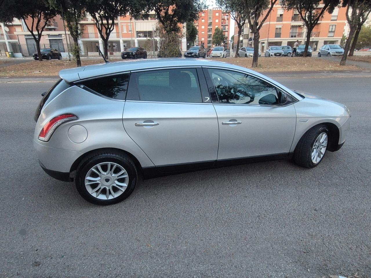 Lancia Delta 1.6 MJT gold anno 2011