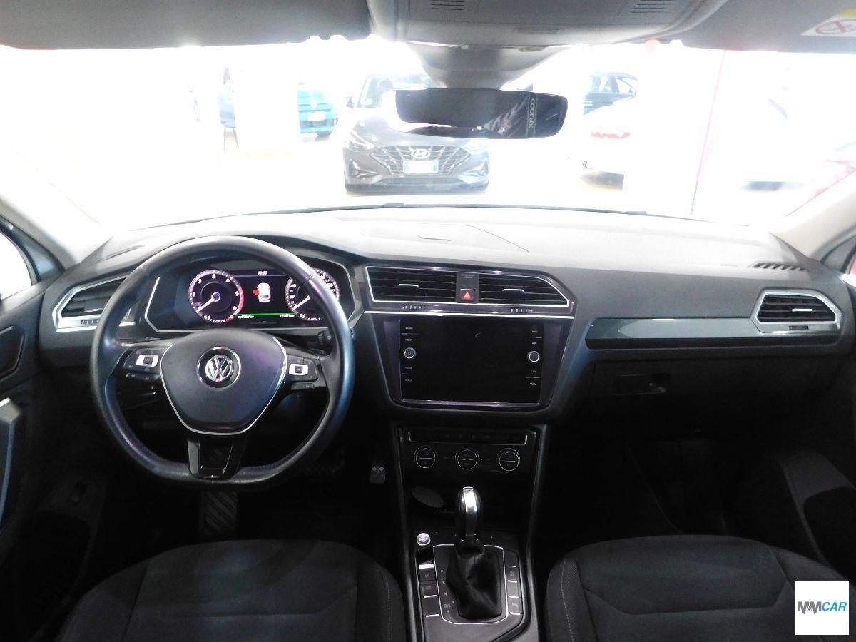 VOLKSWAGEN - Tiguan - 2.0 TDI DSG Advanced BMT