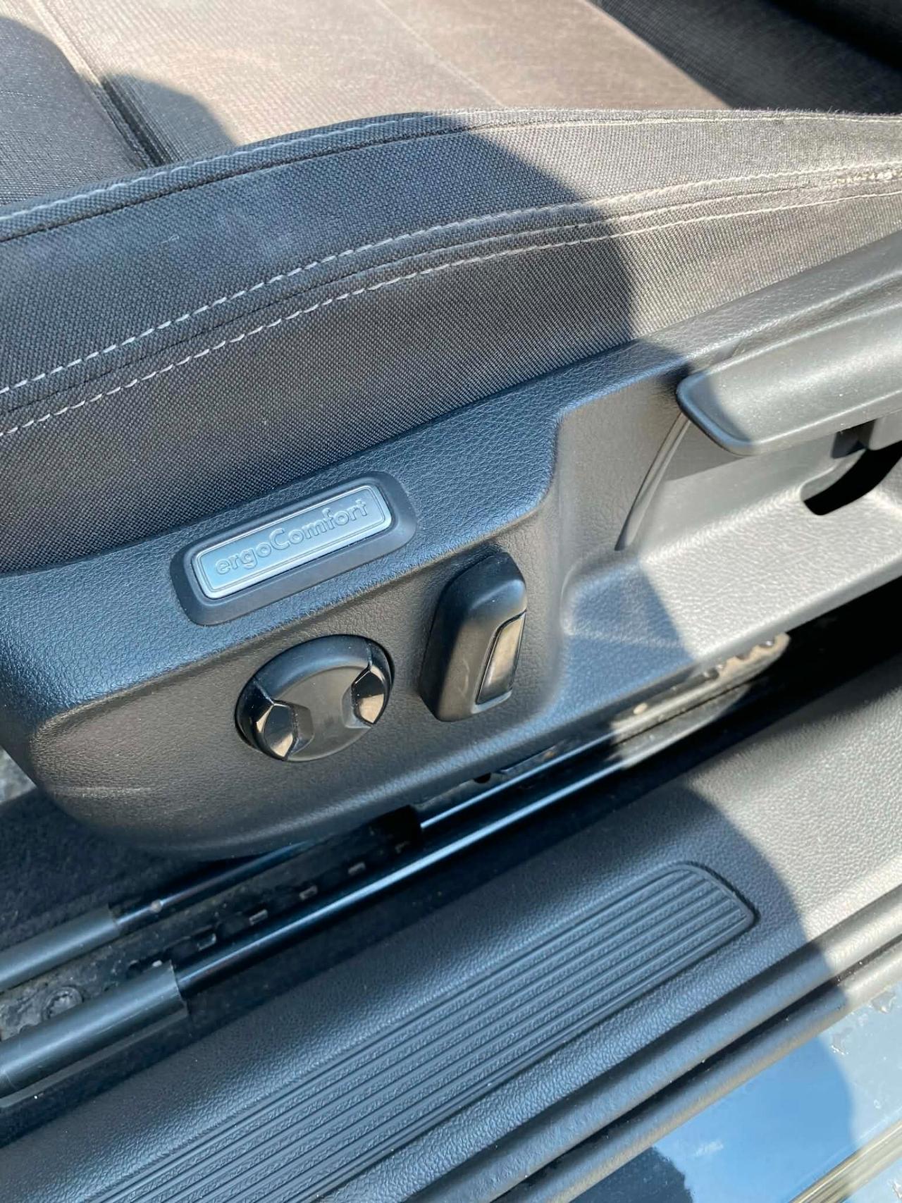 Volkswagen Passat 2.0TDi DSG 150CV SW Executive 