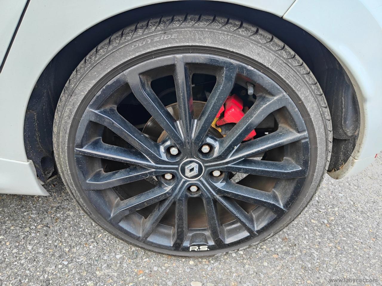 RENAULT Clio TCe 220 EDC R.S. TROPHY Akrapovic + MAXTON