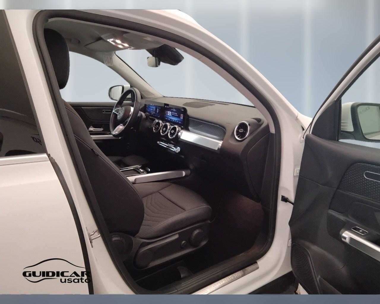 Mercedes-Benz GLB - X247 2023 - GLB 180 d Progressive Advanced auto