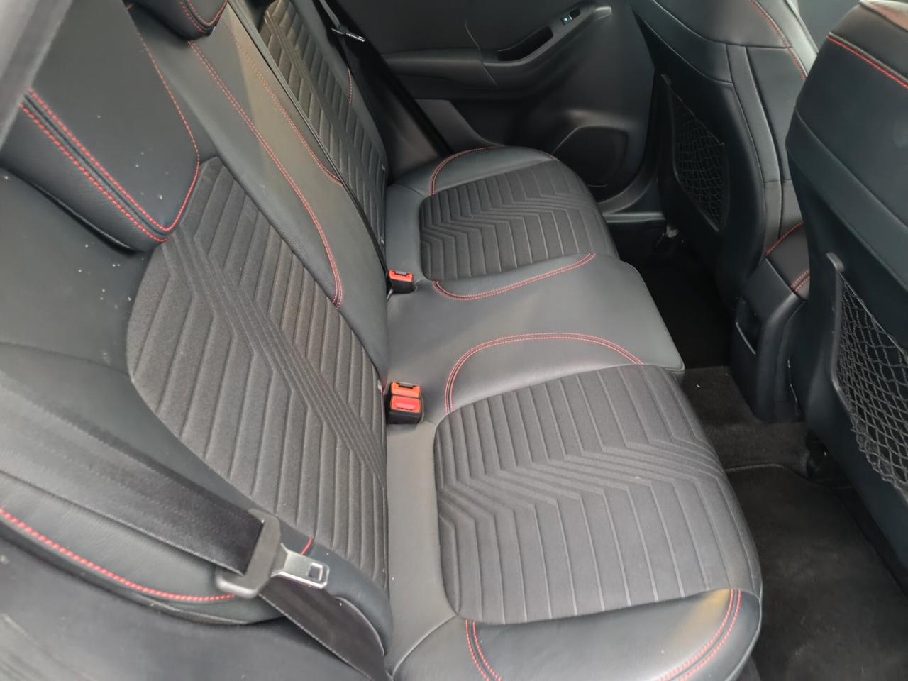 Ford Puma 1.0 EcoBoost Hybrid 155 CV S&S ST-Line X