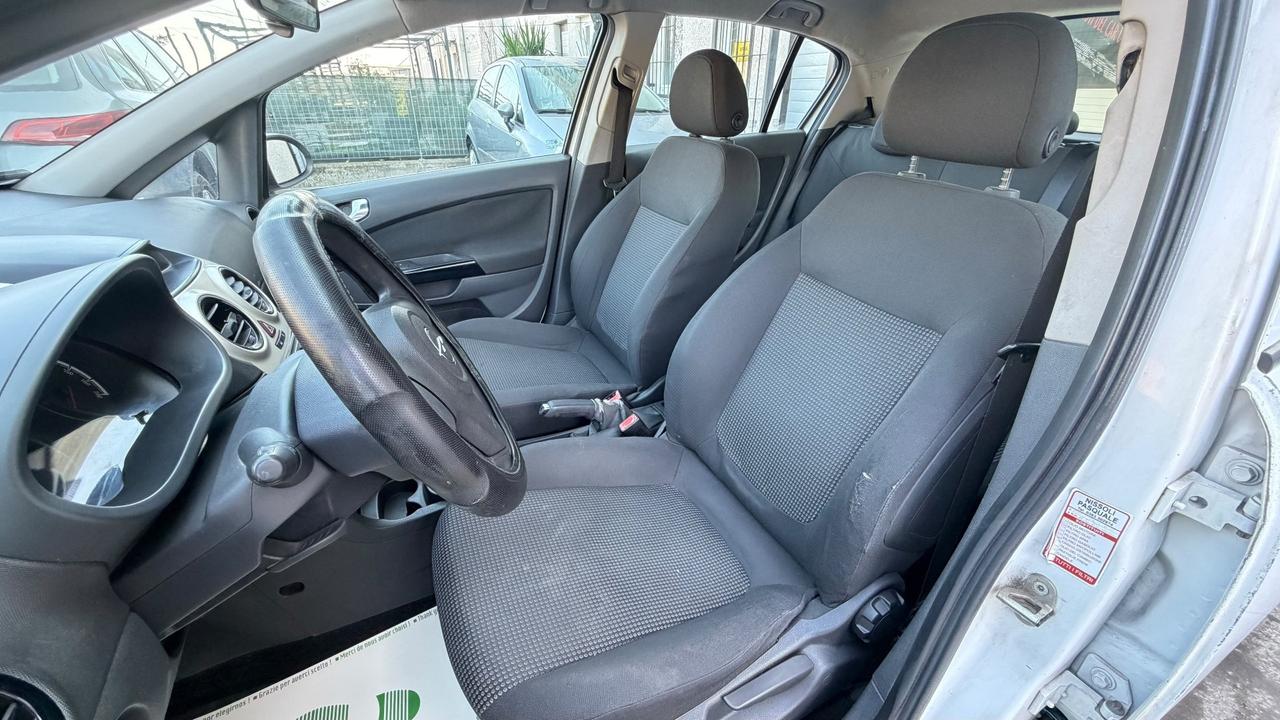 Opel Corsa 1.2 5 porte Cosmo