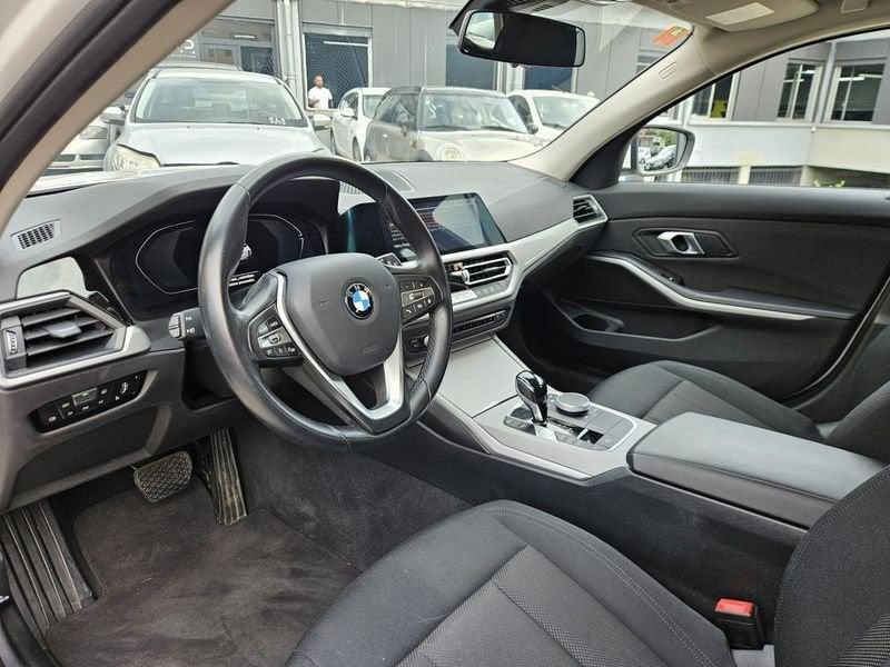 BMW Serie 3 318d 48V Business Advantage auto