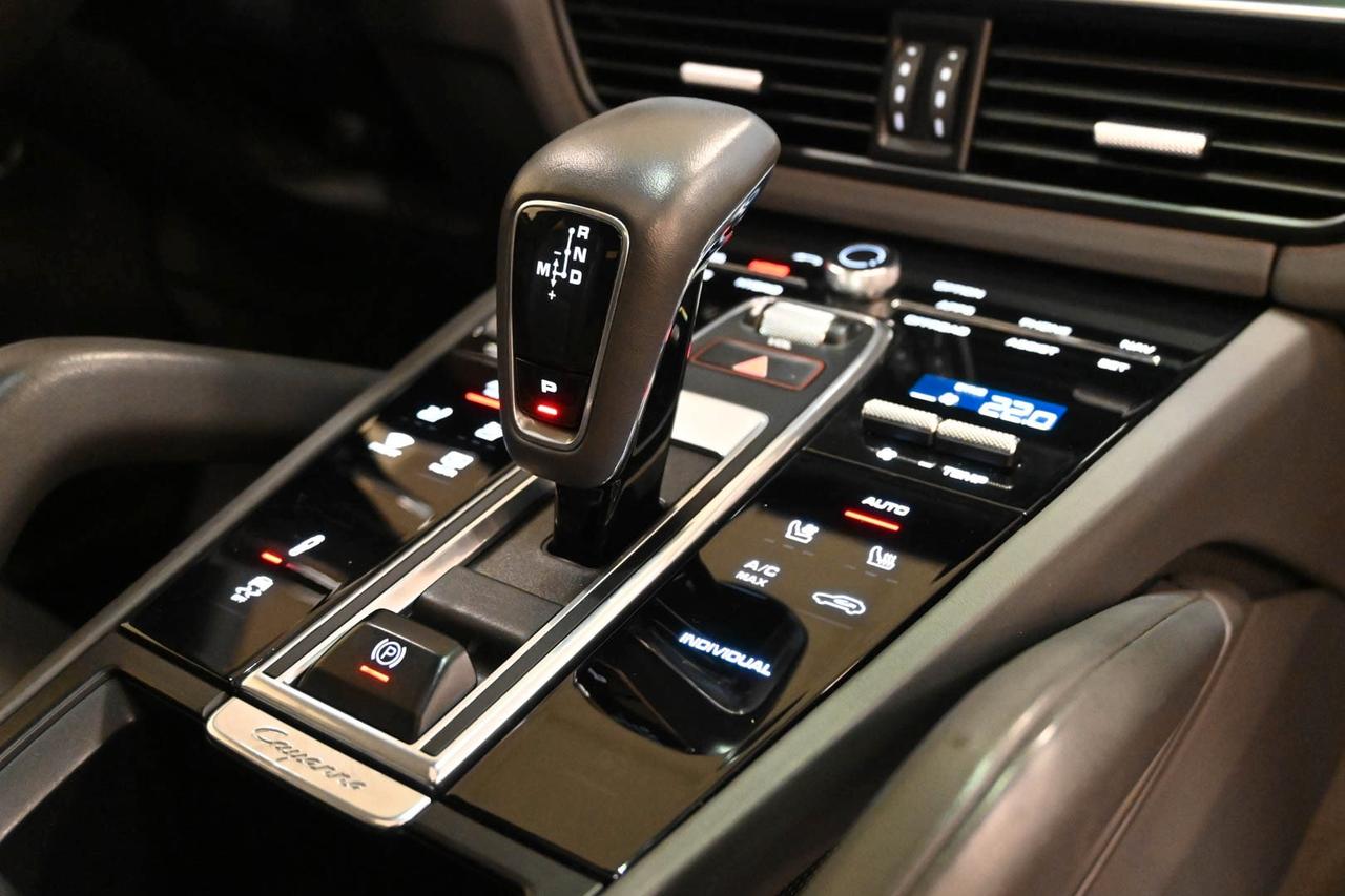 PORSCHE Cayenne 3ªs.'17--> Cayenne 3.0 V6 E-Hy...