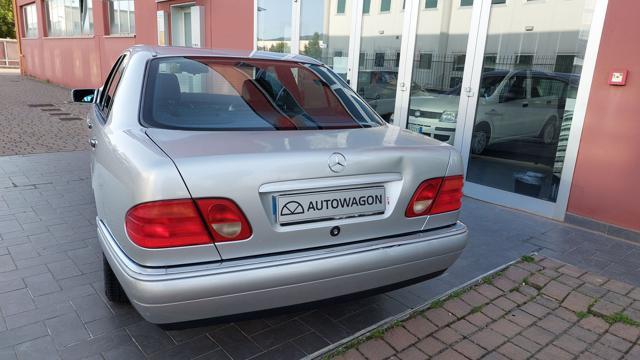 MERCEDES-BENZ E 200 cat Avantgarde