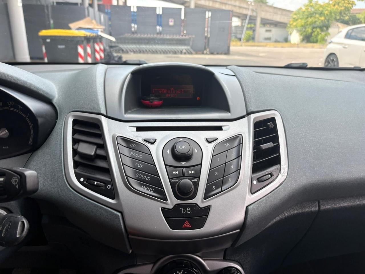 Ford Fiesta 1.6 TDCi 90CV 3 porte DPF Titanium
