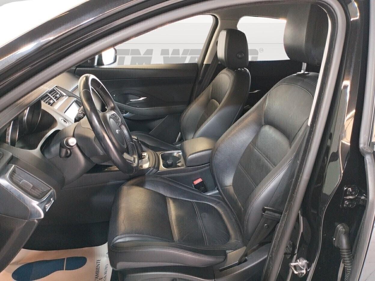 Jaguar E-Pace 2.0d i4 awd 180cv auto my19