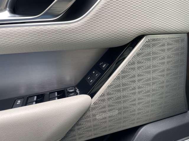 Land Rover Range Rover Velar 3.0 V6 R-Dynamic HSE 300cv Cerchi 22''
