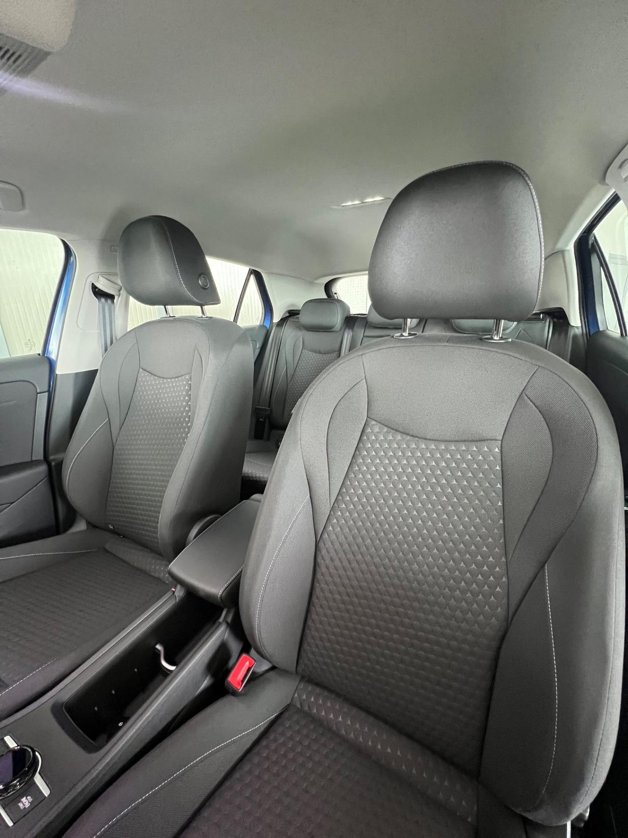 Volkswagen T-Roc 1.5 eTSI ACT DSG Life - possibilità noleggio no scoring