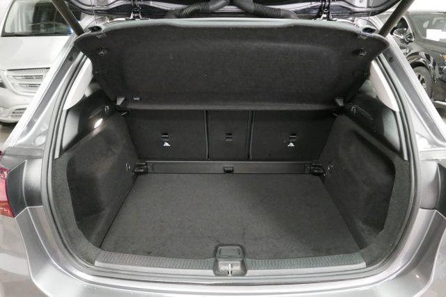 MERCEDES-BENZ B 180 Automatic Progressive Advanced