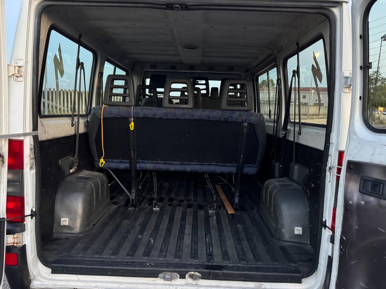 Peugeot Boxer 2.8 HDi 127cv 9 posti
