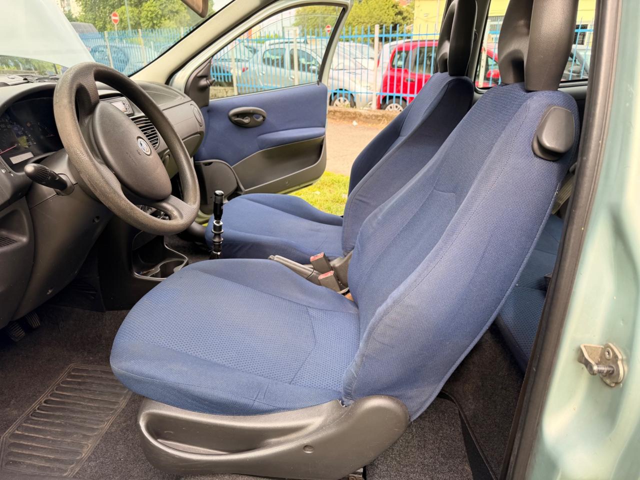 Fiat Punto 1.2 Benz 8V 44KW 60CV Active