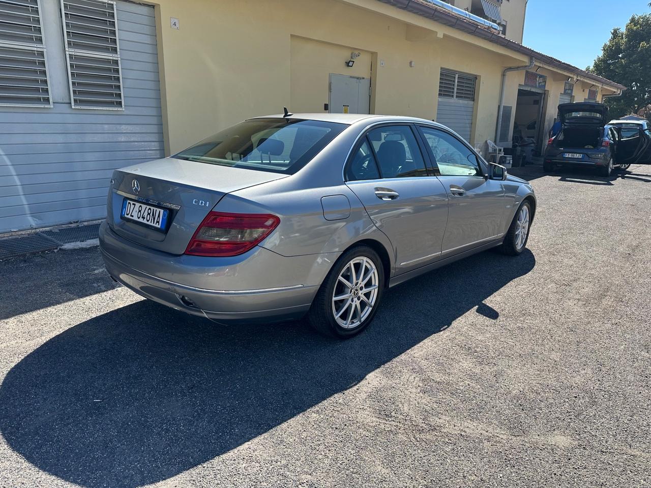 Mercedes-benz C 220 200 CDI BlueEFFICIENCY Classic