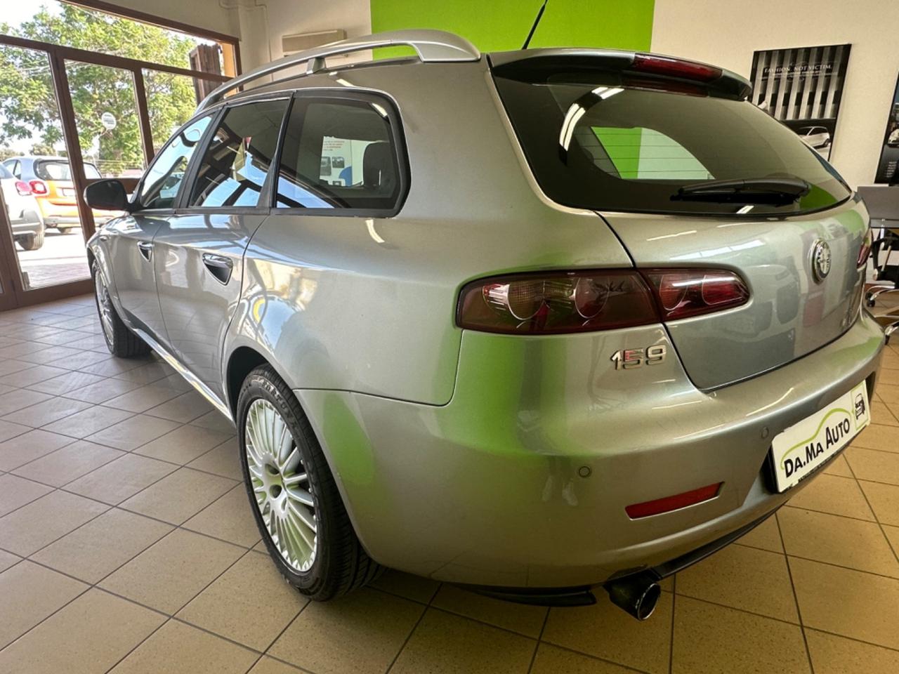 Alfa Romeo 159 1.9 JTDm 16V Sportwagon Exclusive