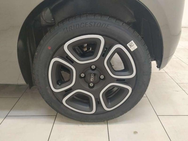FIAT 500 1.0 hybrid Club 70cv