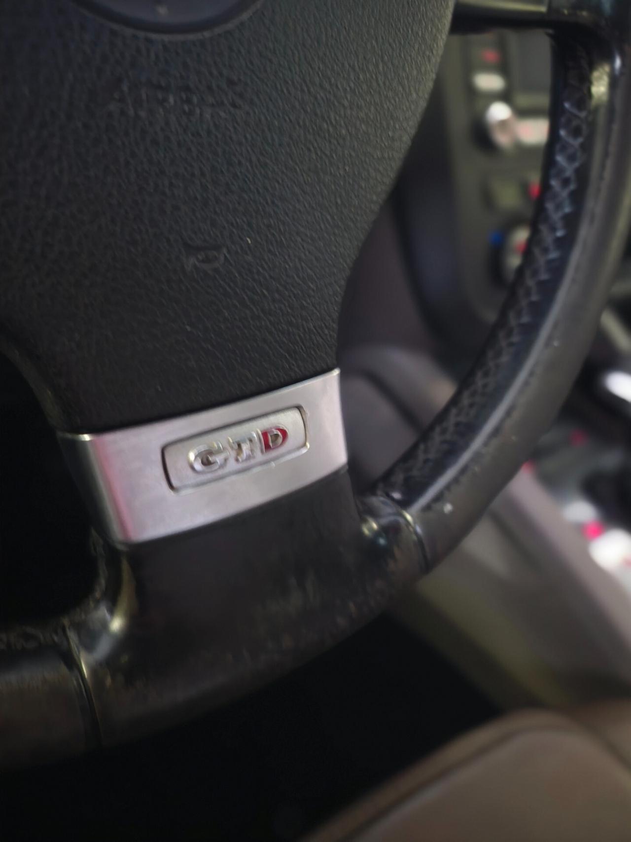 Volkswagen Golf 2.0/170CV TDI DPF 3p. GTD