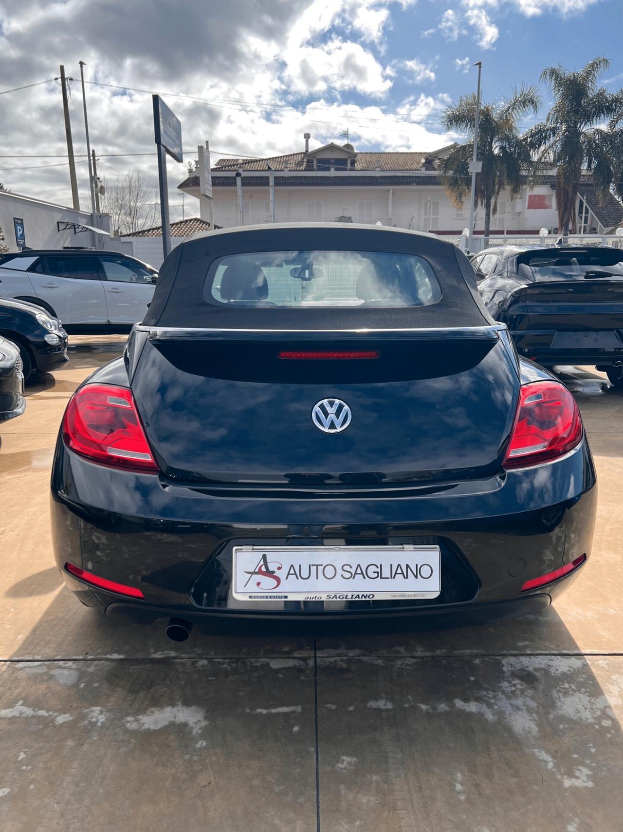 Volkswagen Maggiolino Cabrio 1.6 TDI Design