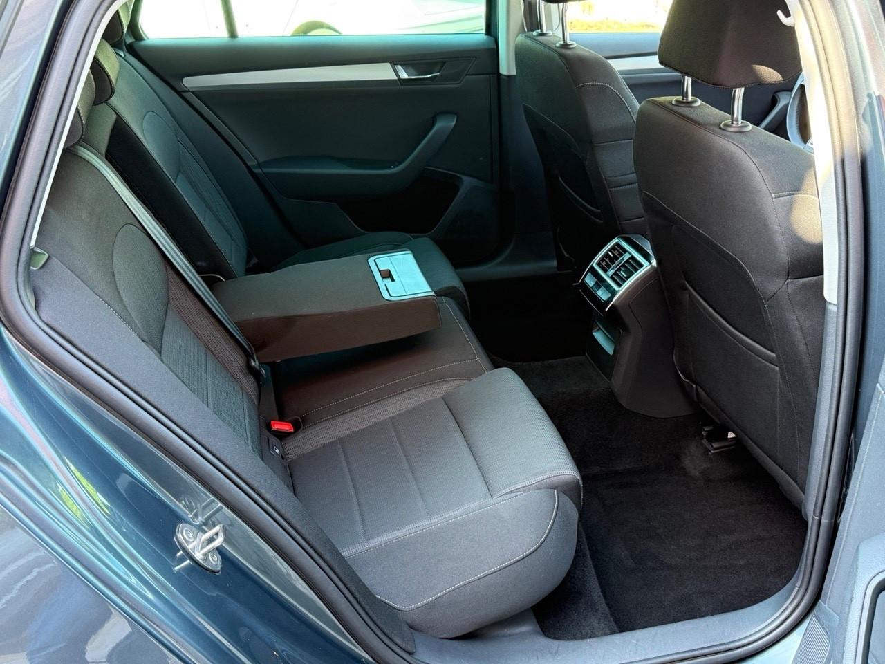 Skoda Superb 2.0 TDI 150 CV SCR 4x4 TG UFFICIALI