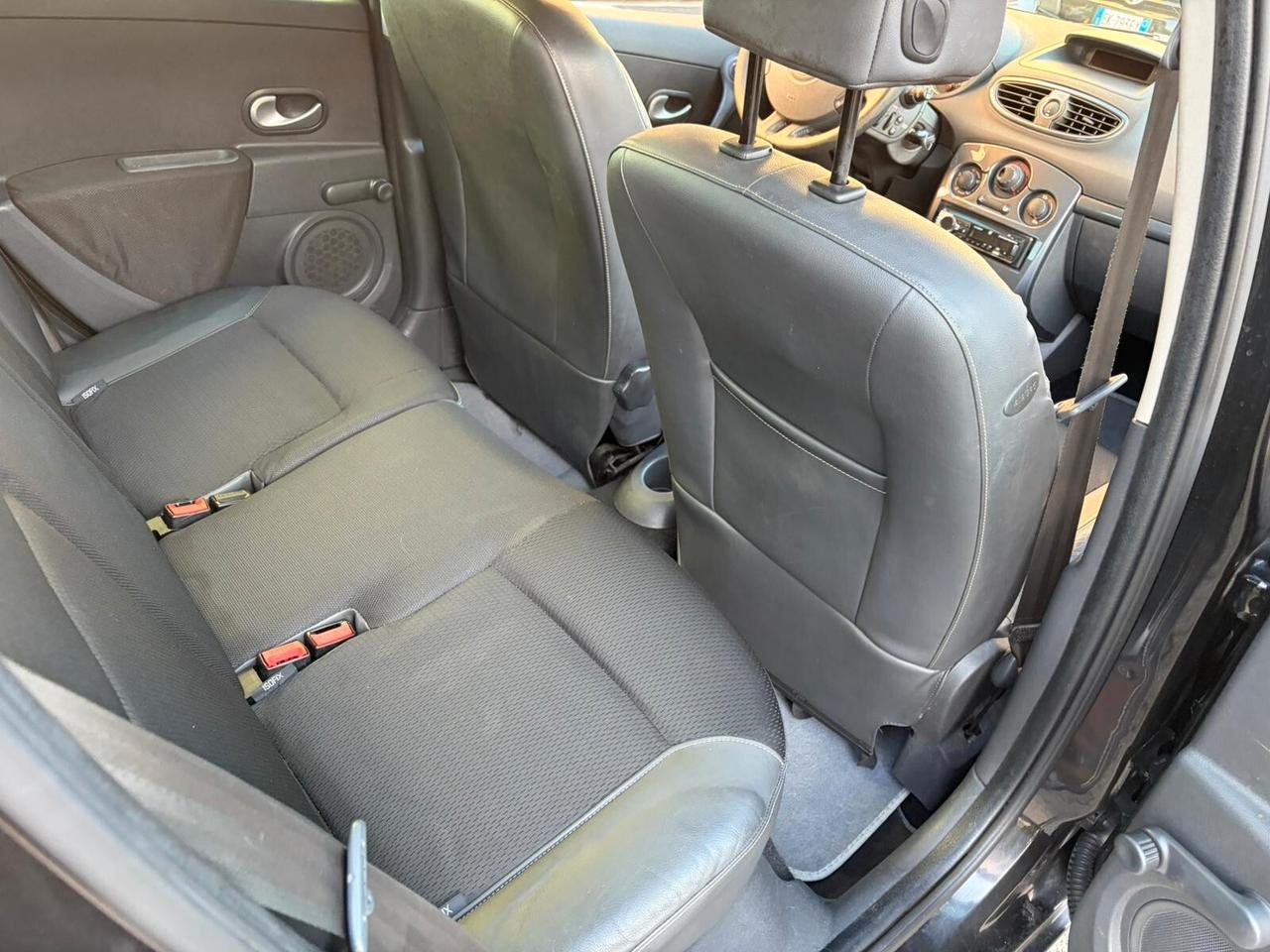 Renault Clio 1.2 16V 5 porte