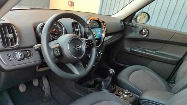 MINI Countryman One LED-APPLE CARPLAY-PDC-SED RISC