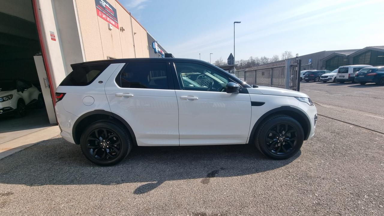 Land Rover Discovery Sport 2.0 TD4 150 CV AWD