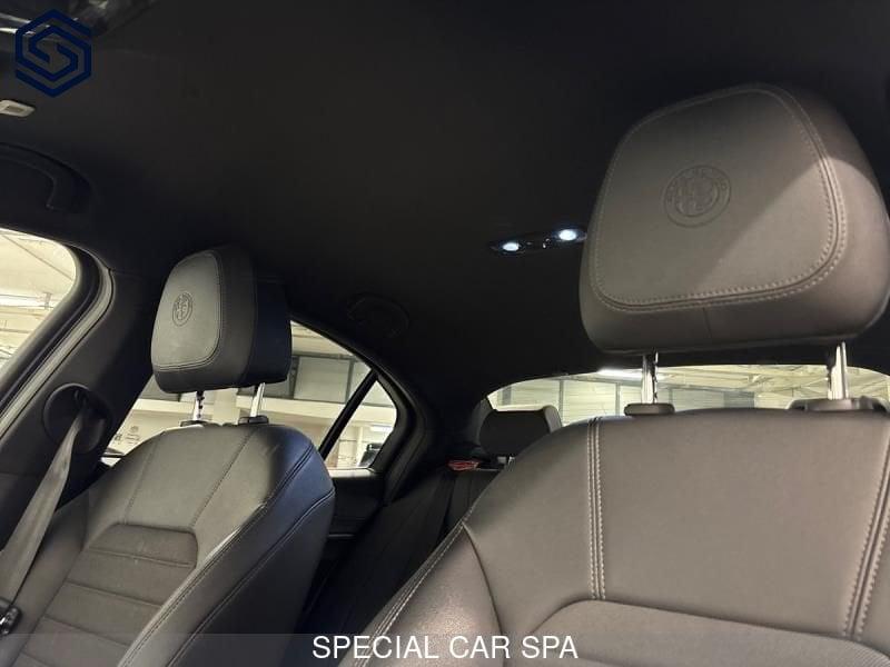 Alfa Romeo Giulia 2.2 t Competizione 160cv auto