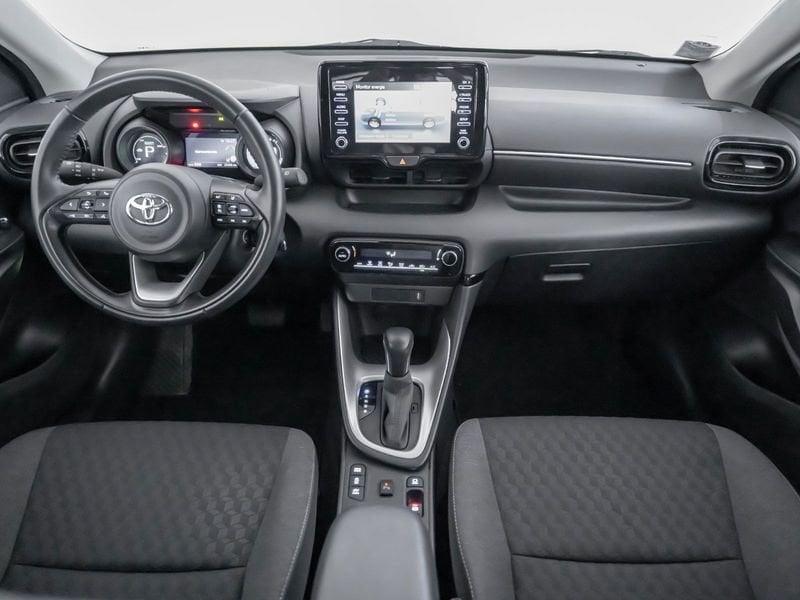 Toyota Yaris Hybrid Trend MY22