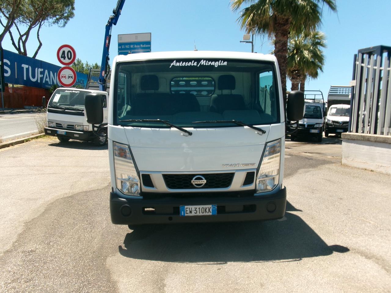 Nissan Cabstar NT 400 35-12 E5 RIBALTABILE TRILATERALE CON SOVRASPONDE GANCIO TRAINO
