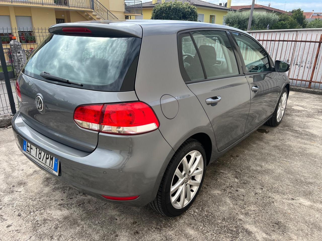Volkswagen Golf 2.0 TDI 110Cv 5 porte