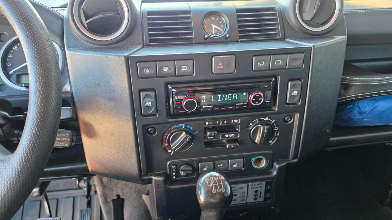 Land Rover Defender 110 2.2 TD4 Station Wagon N1 5 P. motore nuovo percors KM 15.000