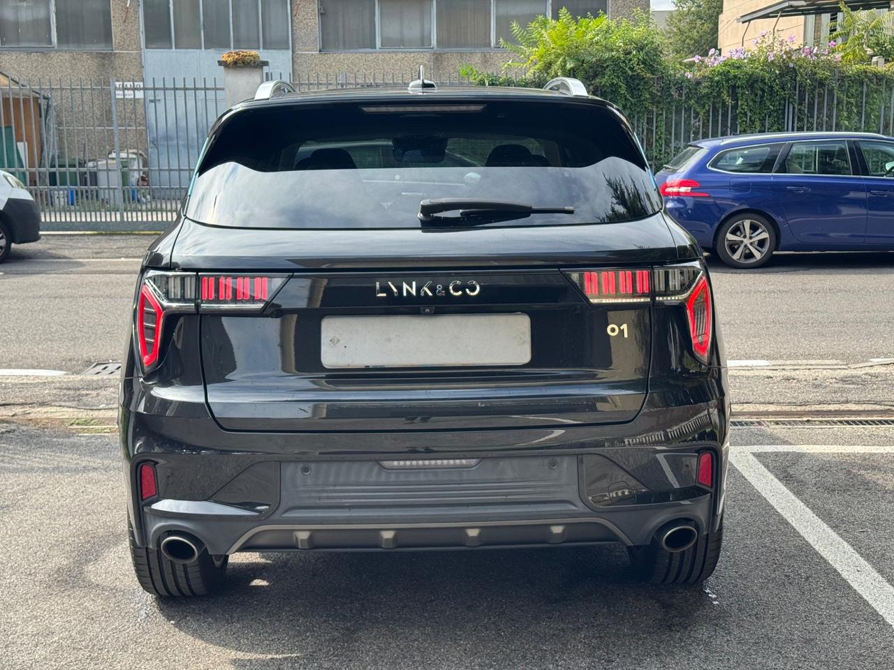 Lynk&co 01 PHEV (192 kw)