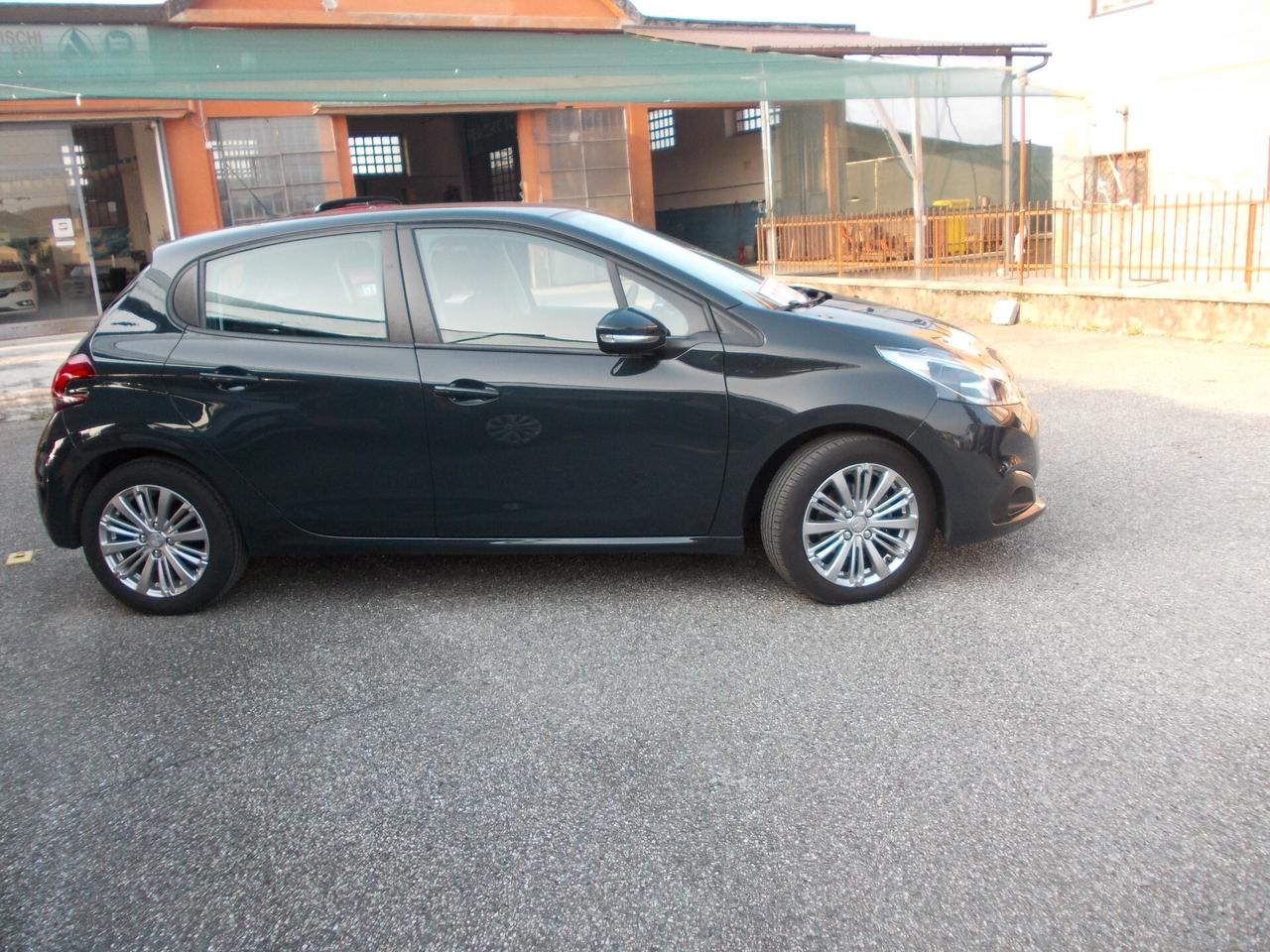 Peugeot 208 PureTech 82 5 p. Active-KM31802
