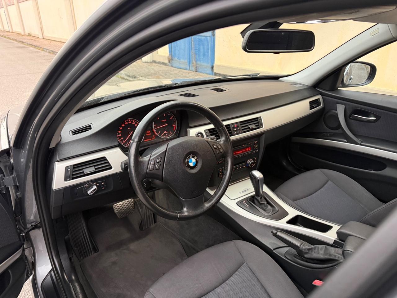 Bmw 318d 2.0 143CV cat Touring Futura