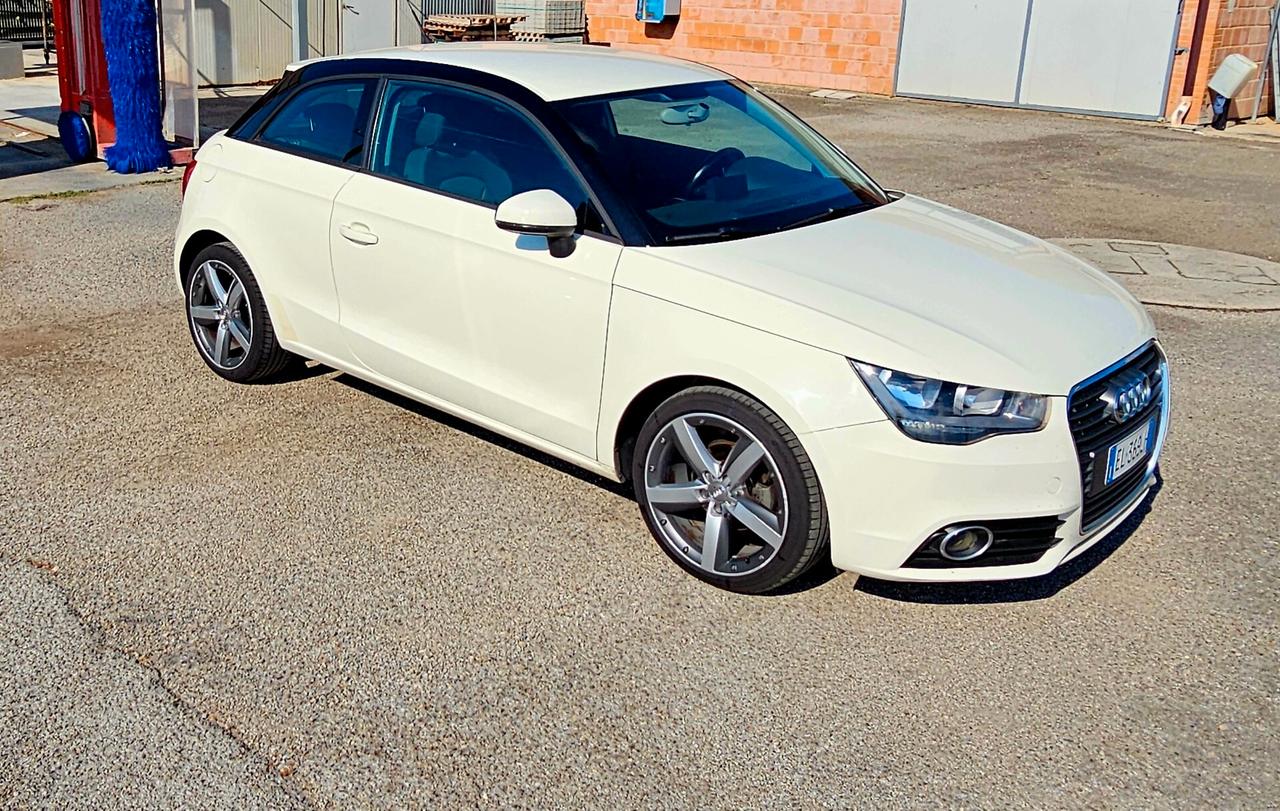 Audi A1 SPB 1.6 TDI S tronic Attraction