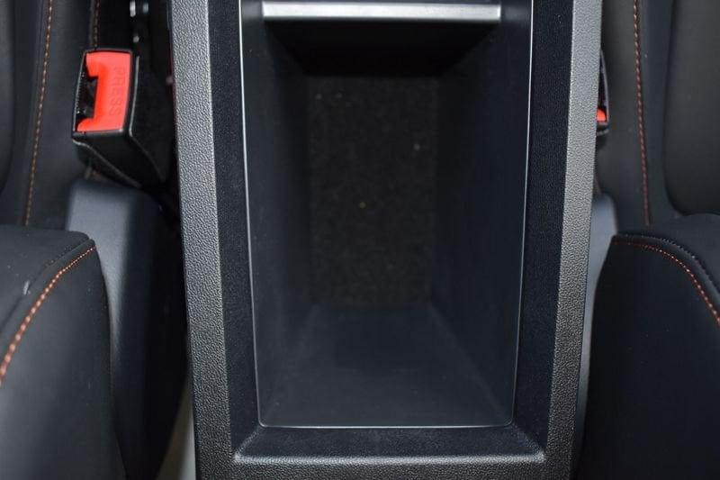 MG HS 1.5 T Luxury AT