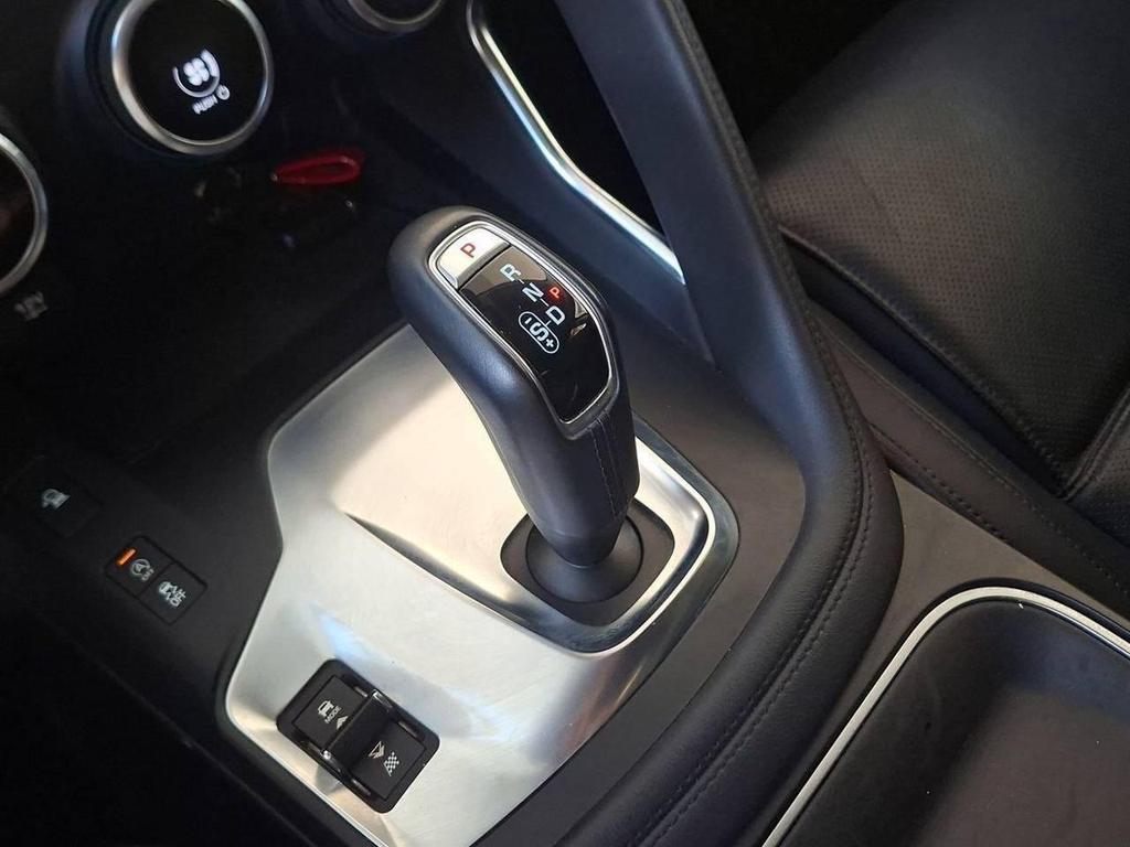 Jaguar E-Pace 2.0 D I4 S AWD Auto