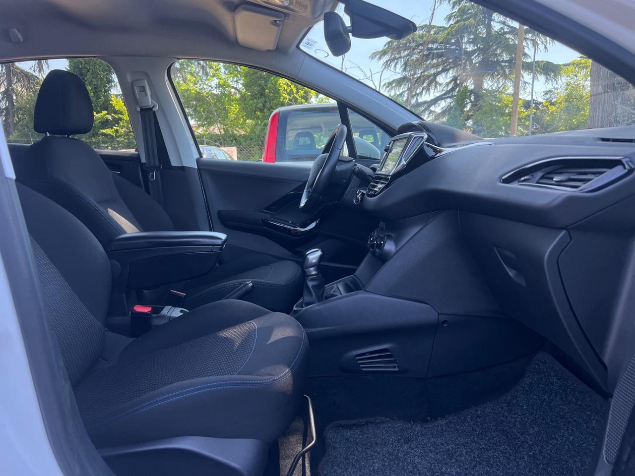 Peugeot 208 PureTech 82 Stop&Start