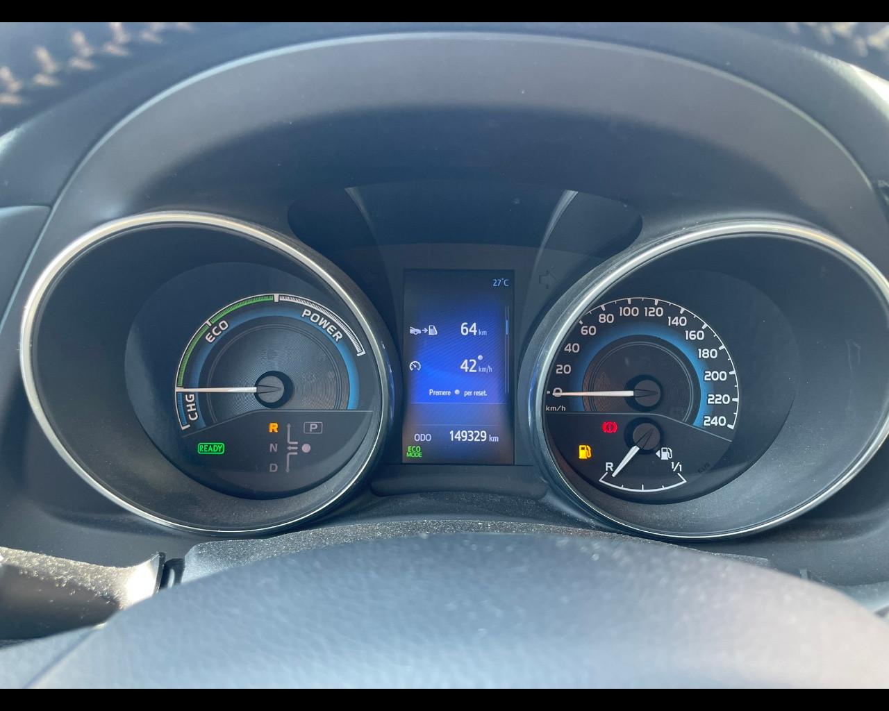 TOYOTA Auris Touring Sports 1.8h Lounge cvt my17