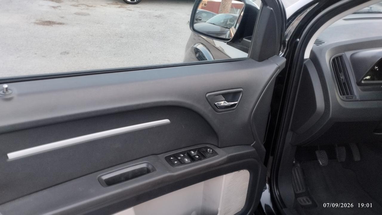 Dodge Journey 2.0 Turbodiesel R/T DPF 7 POSTI