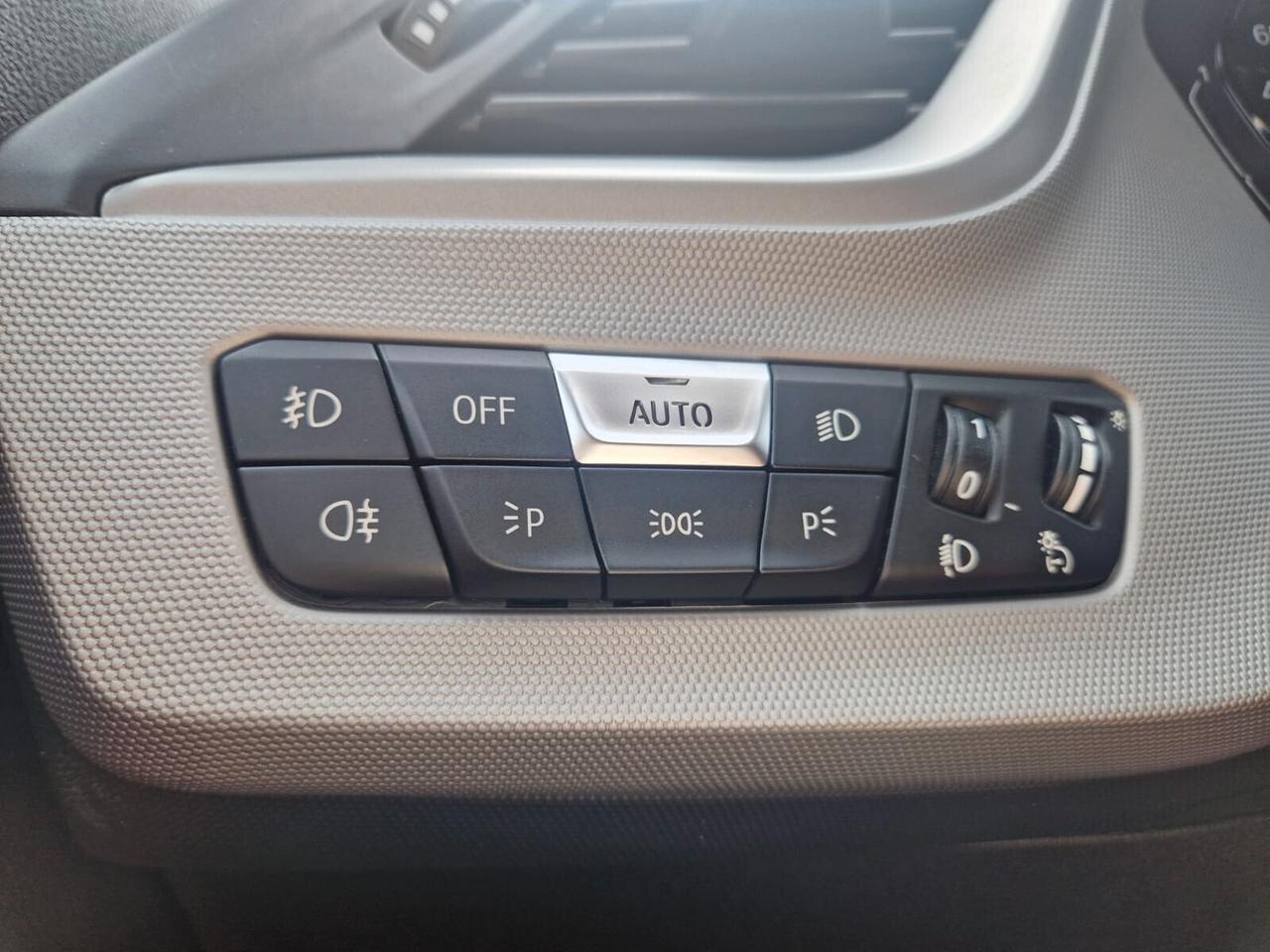 Bmw 116d 5p. Advantage NEOPATENTATI OK