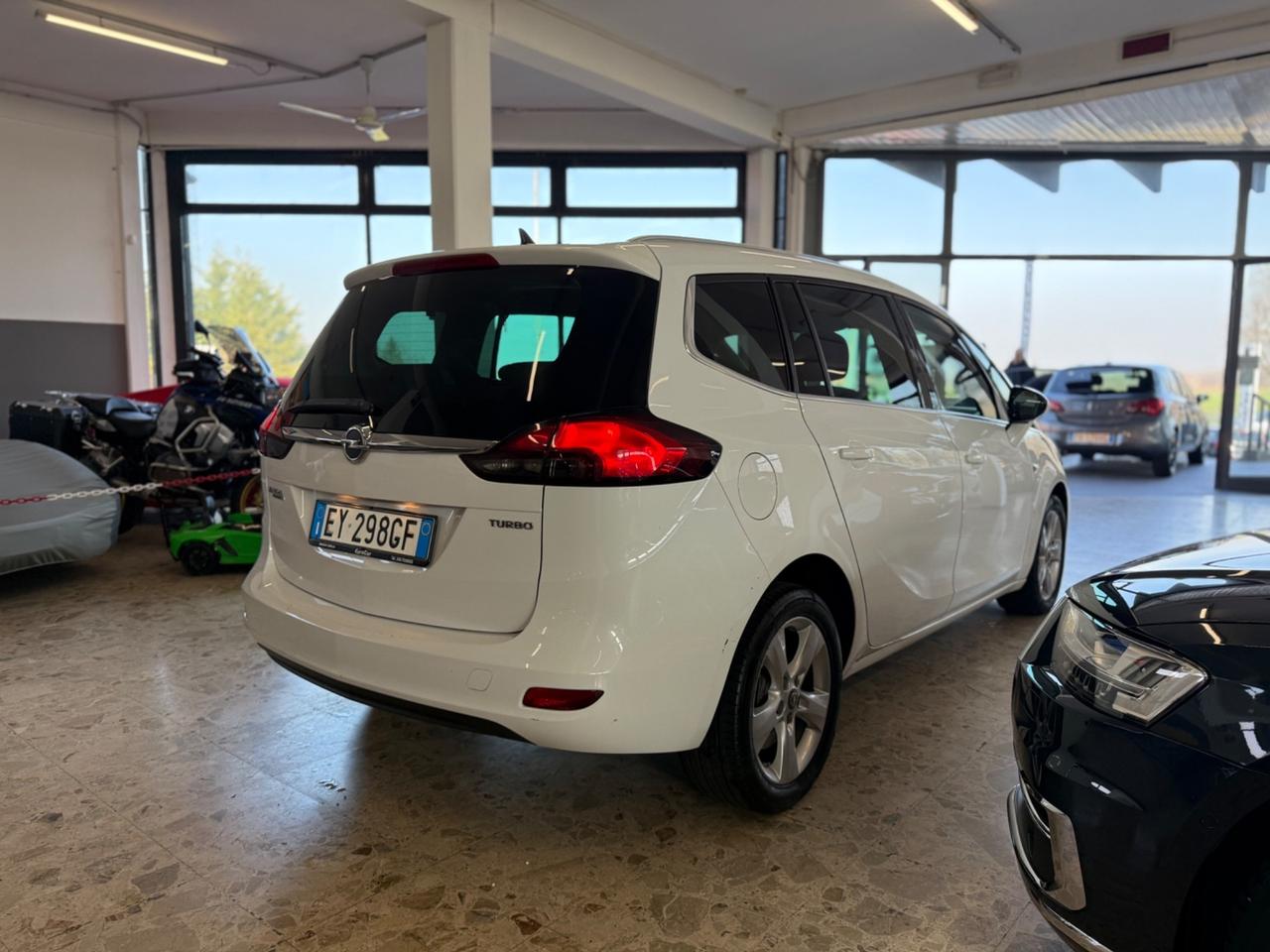 Opel Zafira Tourer 1.4 T 140CV GPL Cosmo 03/2015 Neopatentati