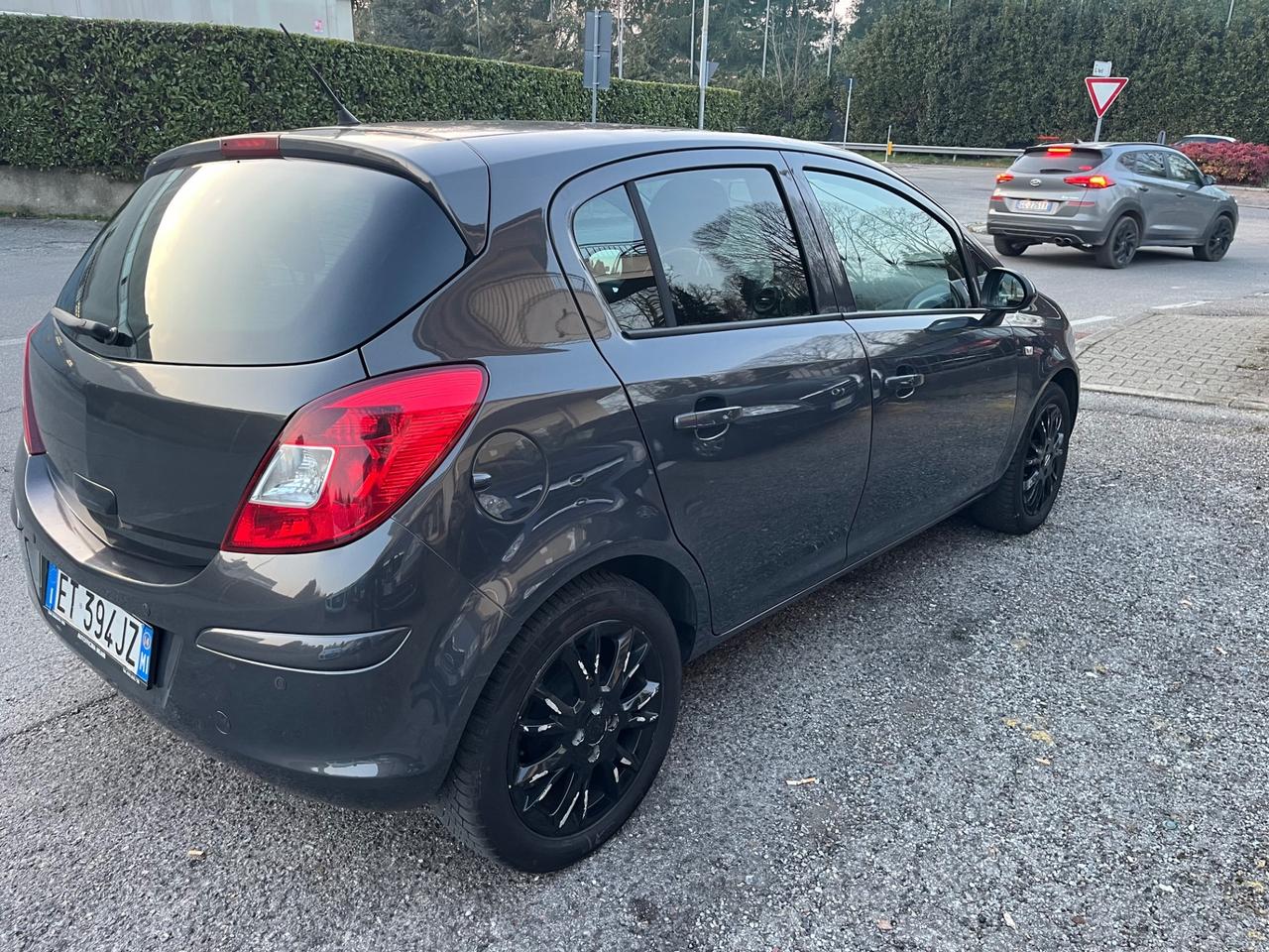 Opel Corsa 1.2 85CV 5 porte GPL-TECH Edition