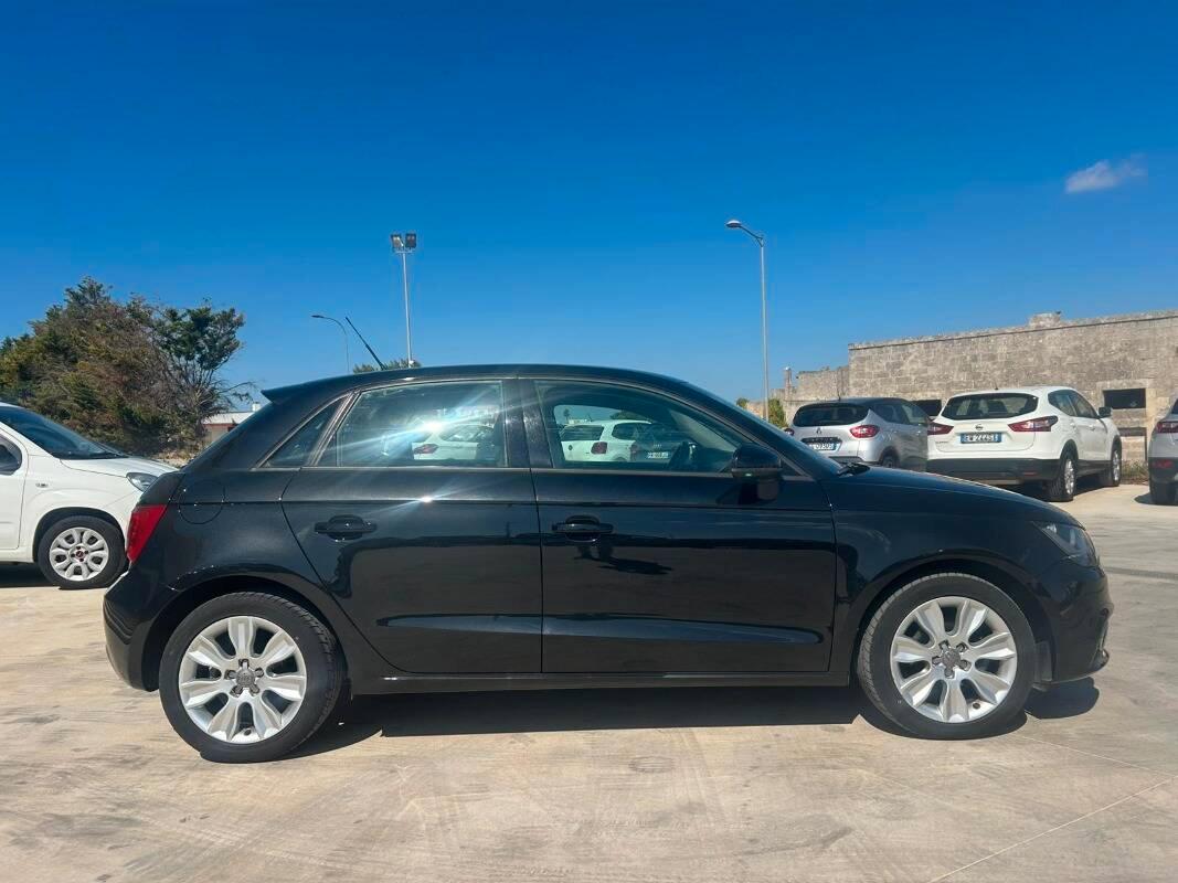 Audi A1 1.6 tdi Attraction 90cv
