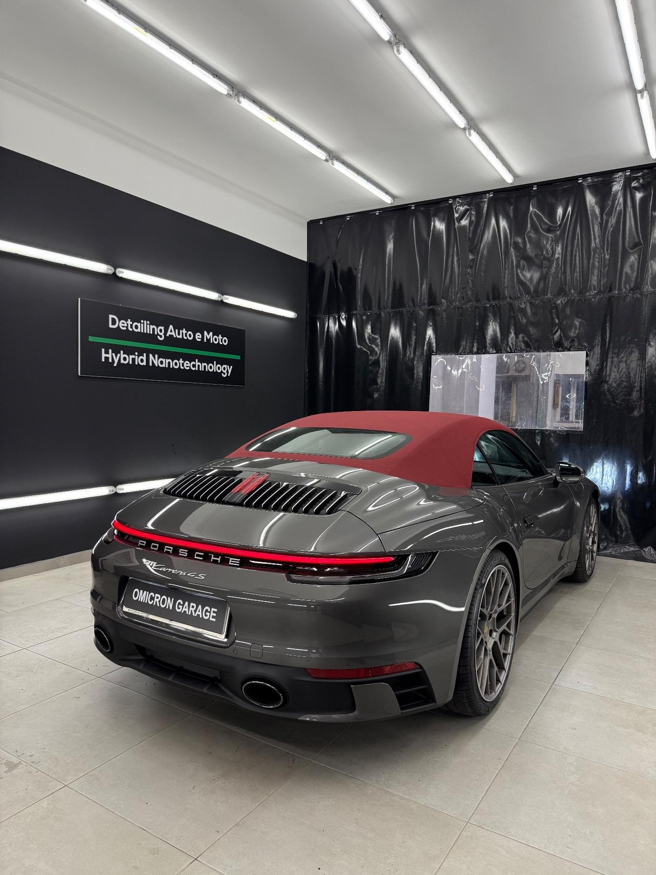 Porsche 911 992 Carrera 4S Cabriolet