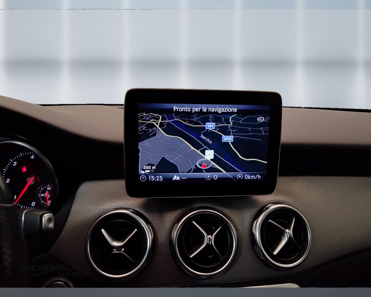 Mercedes-Benz GLA-X156 2017 - GLA 200 d Sport auto